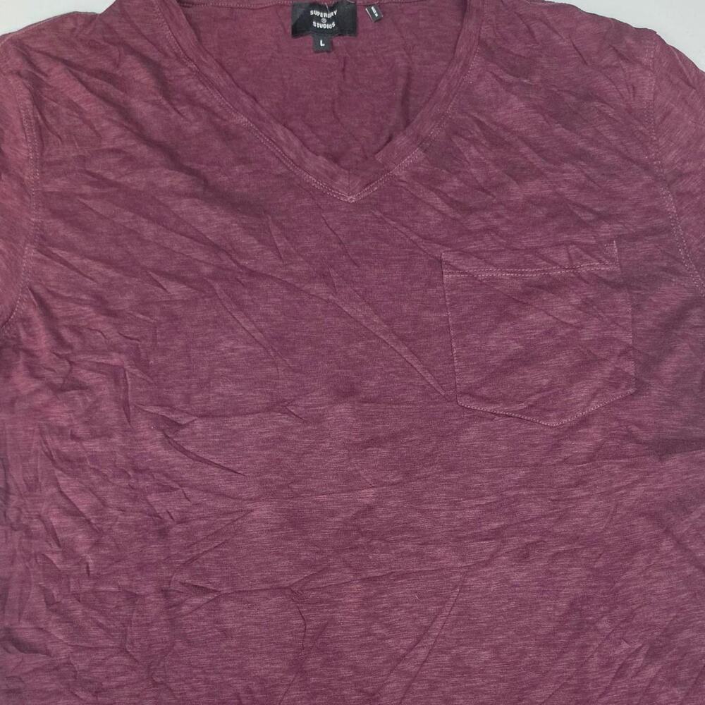 Burgundy v neck pocket t shirt mens